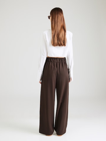 Wide Leg Pantalon à pince 'VMSTAR' VERO MODA en marron