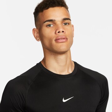 NIKE Funktionsskjorte 'Pro' i sort