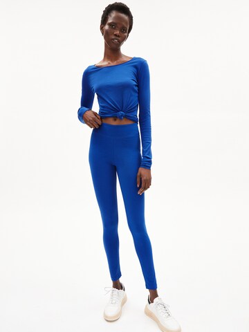 ARMEDANGELS Skinny Leggings FARIBAA in Blau