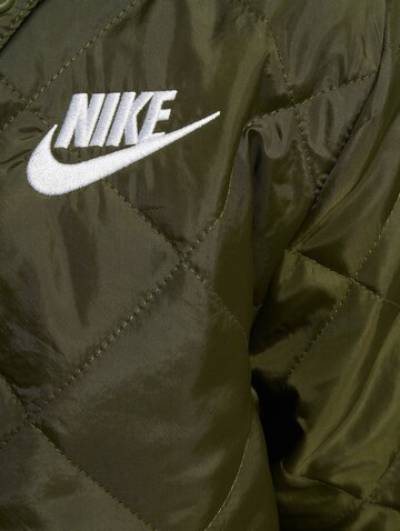 Giacca di mezza stagione di Nike Sportswear in verde