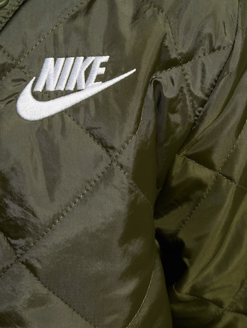 Veste mi-saison Nike Sportswear en vert