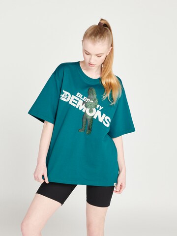 žalia Bless my Demons exclusive for ABOUT YOU Marškinėliai: priekis