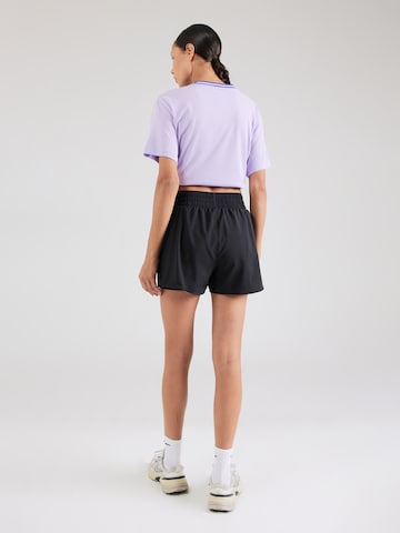 regular Pantaloni sportivi 'ONE' di NIKE in nero