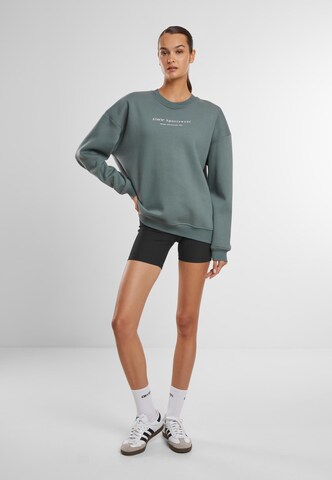 Aim'n Sweatshirt in Grey