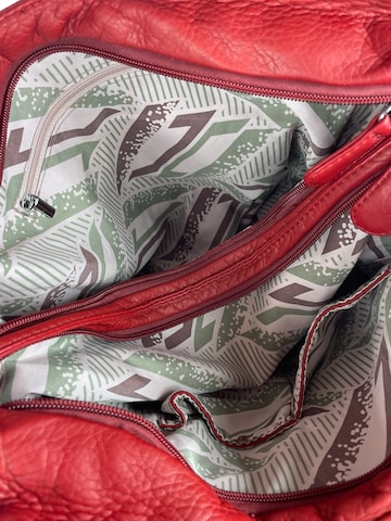 Kumixi - Bolso de hombro en rojo