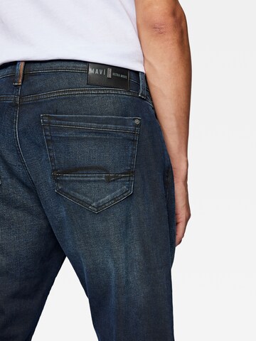 Mavi Regular Jeans 'CHRIS' in Blau