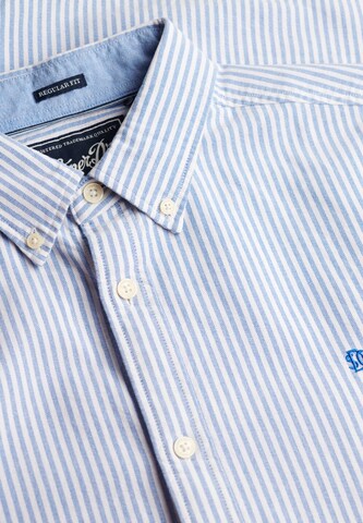 Coupe regular Chemise Superdry & Co en bleu