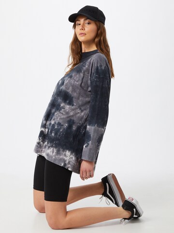 Free People Shirt 'BE FREE' in Schwarz