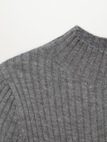 MANGO Knitted dress 'Flus' in Grey