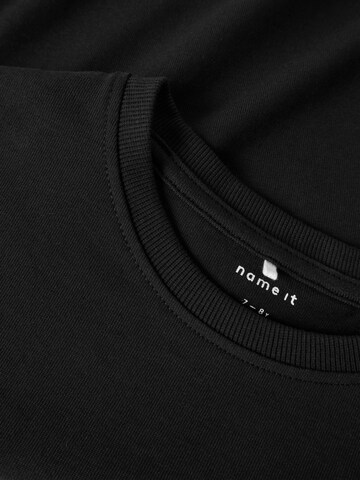 T-Shirt 'NKFGrega' NAME IT en noir