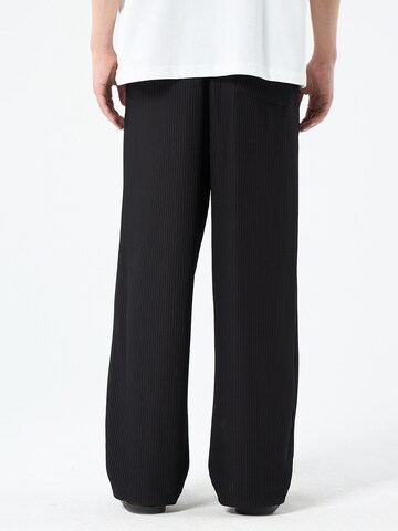 Loosefit Pantaloni di VAMOS CLO in nero