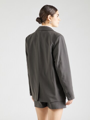 STUDIO SELECT Blazer 'Linda' i grå