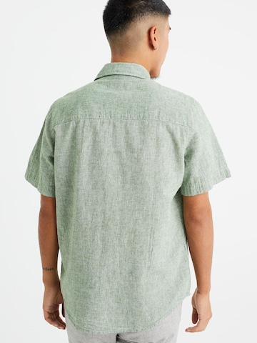 WE Fashion Средняя посадка Рубашка в Зеленый