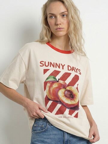 T-shirt HYPEDROP en beige : devant