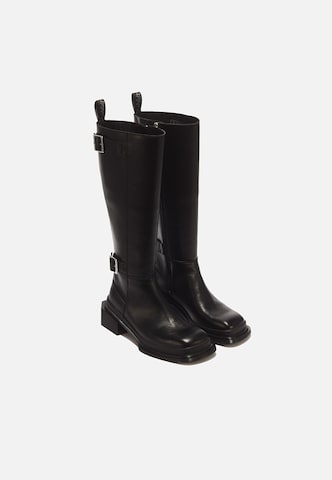 Dr. Martens Boot 'Maybole' in Black: front