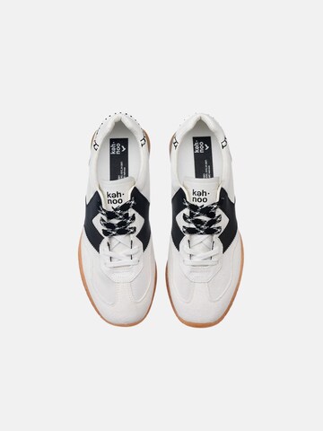 Scarpa stringata di KEH NOO in bianco