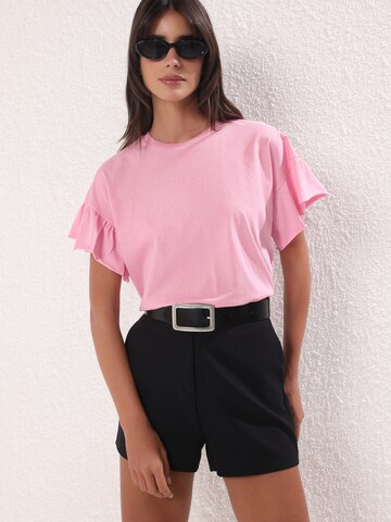 Trendyol Koszulka w kolorze różowy: przód