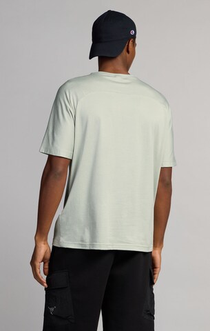 Champion T-Shirt in Grün