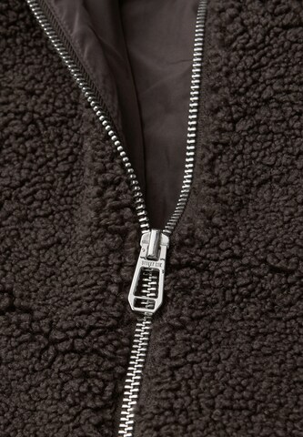 STREET ONE Übergangsjacke in Braun