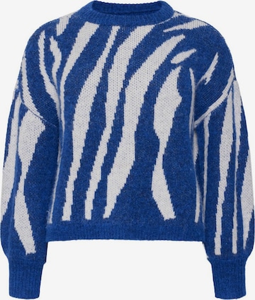 Vero Moda Curve Sweater in Blue: front