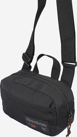 Borsa a tracolla di Reebok in nero: frontale