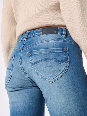 FREEMAN T. PORTER Slimfit Jeans 'Kamelia' in Blauw