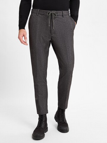 Coupe slim Pantalon 'Kane' BOSS en gris : devant