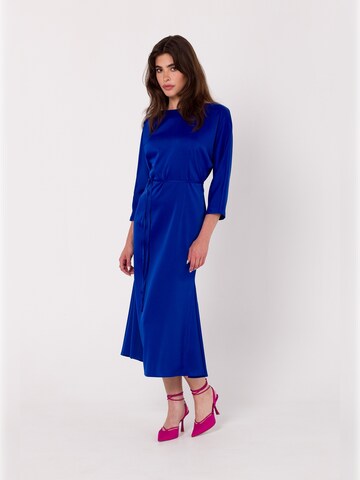 Makover - Vestido en azul: frente