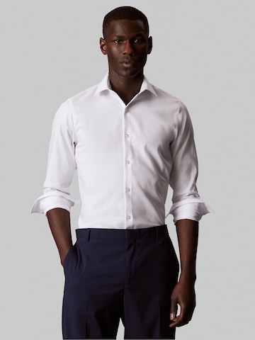 Calvin Klein Regular fit Business shirt in White: front