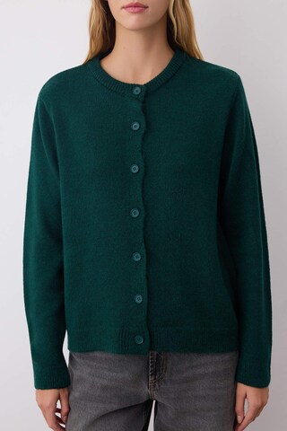 Trendyol Strickjacke in Grün