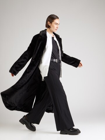 Wide leg Pantaloni con piega frontale 'VISIVO' di Weekend Max Mara in nero