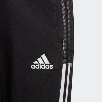 Effilé Pantalon de sport 'Tiro 21 ' ADIDAS PERFORMANCE en noir