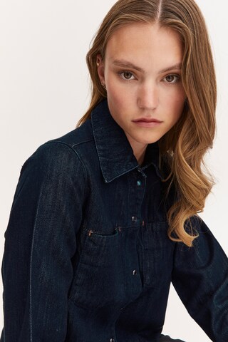 PULZ Jeans - Blusa 'LOVA' en azul