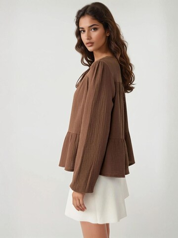 Hiccup Blouse 'Blusen' in Brown