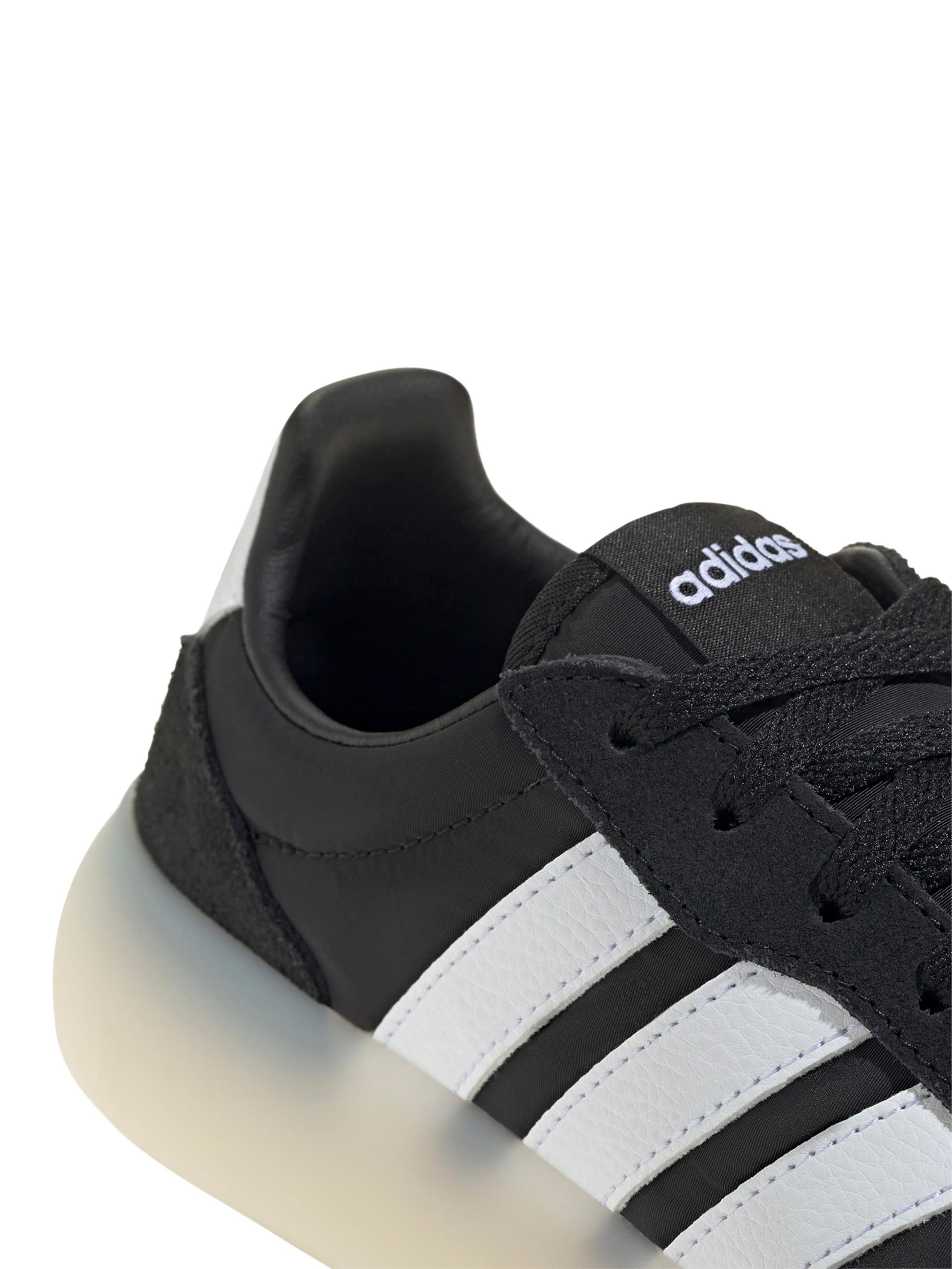 Sneaker 'BARREDA DECODE' de la ADIDAS SPORTSWEAR pe negru