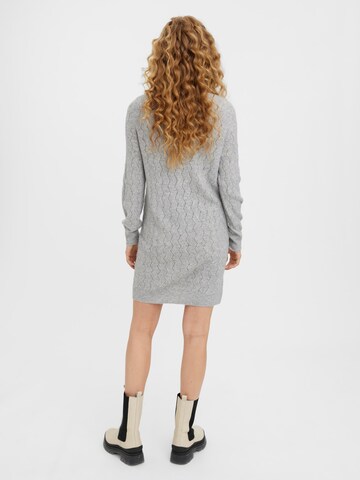 Vero Moda Tall Strickkleid 'YEN' in Grau