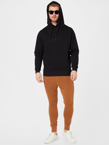 BOSS OrangeSweater majica 'WEFADE' - crna boja