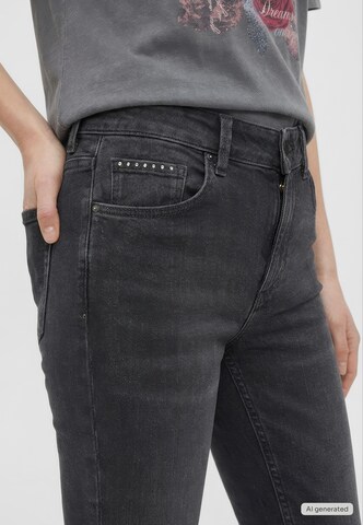 MUSTANG Flared Jeans 'Shelby ' in Black