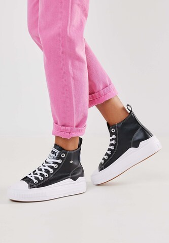 BRITISH KNIGHTS Sneakers hoog 'Kaya' in Zwart