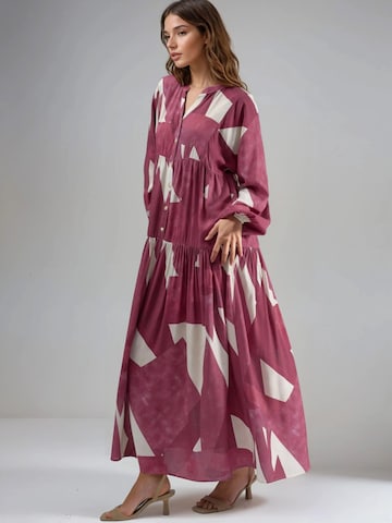 Hiccup Shirt Dress in Red: front