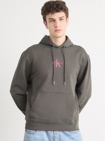 Calvin Klein Jeans Sweatshirts in Braun: Vorderseite