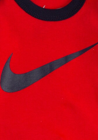 Nike Sportswear regular Σετ σε κόκκινο