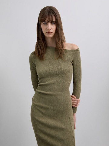 Scalpers Dress ' ' in Green