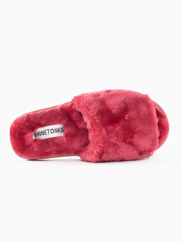 Minnetonka Slipper 'Lolo' in Red