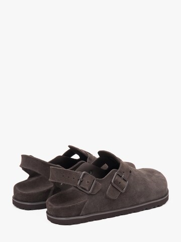 Estro Sandaal '209-1774' in Bruin