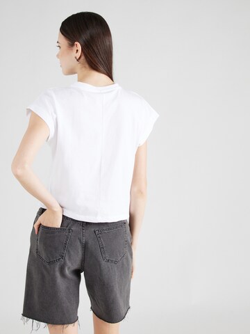 T-shirt Trendyol en blanc