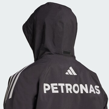 Veste de sport 'Mercedes - AMG Petronas Formula One Team' ADIDAS PERFORMANCE en noir