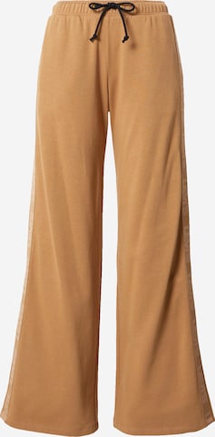 LEVI'S ® Loose fit Trousers 'GR Tape Low Rider Sweats' in Brown: front