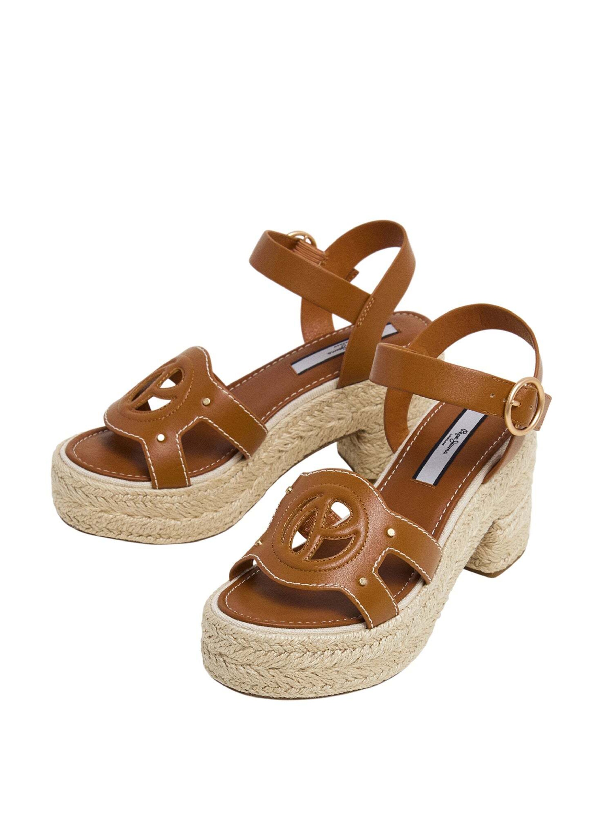 Pepe Jeans Sandal 'Gladys' in Brown