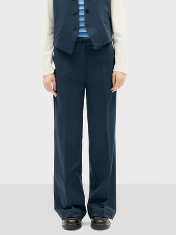 Loosefit Pantalon 'HERMIONE' Thinking MU en bleu : devant